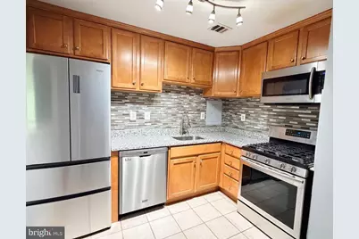 10570 Main Street #404, Fairfax, VA 22030 - Photo 1