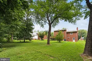 10307 Beaumont St, Fairfax, VA 22030 - Photo 23