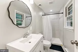 10307 Beaumont St, Fairfax, VA 22030 - Photo 19