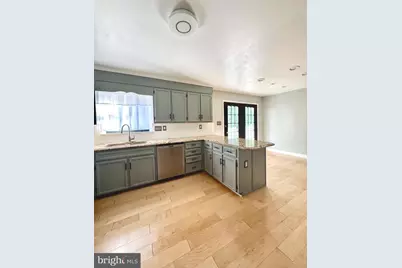 10931 Park Road, Fairfax, VA 22030 - Photo 9