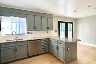 10931 Park Rd, Fairfax, VA 22030 - Photo 9