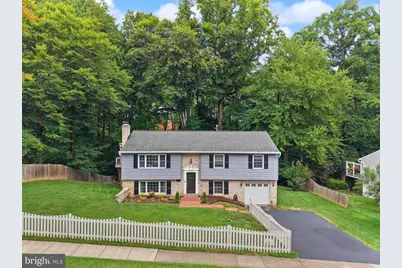 10102 Spring Lake Terrace, Fairfax, VA 22030 - Photo 5
