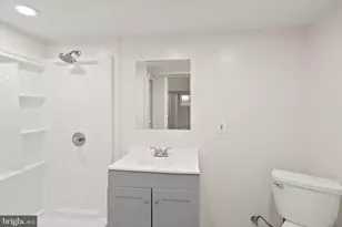 4144 Addison Rd, Fairfax, VA 22030 - Photo 49