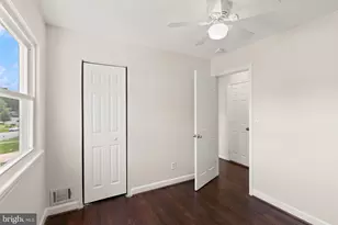 4144 Addison Rd, Fairfax, VA 22030 - Photo 29