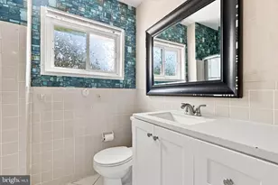 4230 Ardmore Pl, Fairfax, VA 22030 - Photo 35