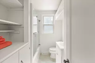 4103 Woodland Dr, Fairfax, VA 22030 - Photo 19