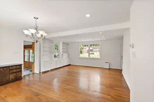 4103 Woodland Dr, Fairfax, VA 22030 - Photo 9