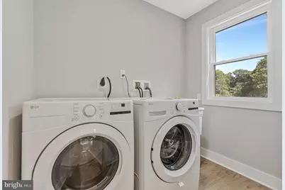 10211 Stratford Avenue, Fairfax, VA 22030 - Photo 13
