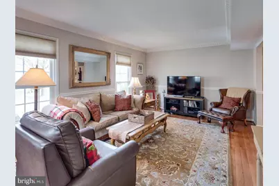 3975 Wilcoxson Drive, Fairfax, VA 22031 - Photo 3