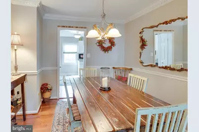 3975 Wilcoxson Drive, Fairfax, VA 22031 - Photo 5