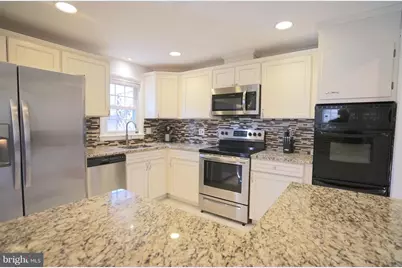 4218 University Drive, Fairfax, VA 22030 - Photo 5