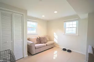 4218 University Dr, Fairfax, VA 22030 - Photo 21