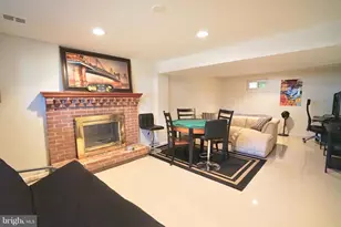 4218 University Dr, Fairfax, VA 22030 - Photo 23