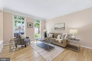 3810 Daniels Run Ct, Fairfax, VA 22030 - Photo 7