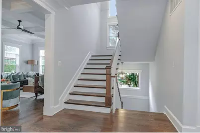10704 Warwick Avenue, Fairfax, VA 22030 - Photo 11