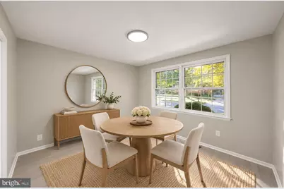 10228 Continental Lane, Fairfax, VA 22030 - Photo 9