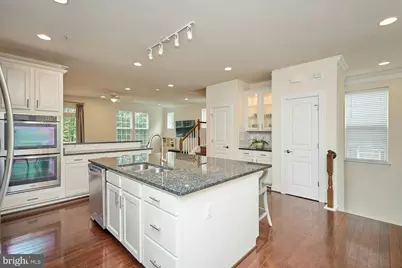 4092 Glendale Way, Fairfax, VA 22030 - Photo 9
