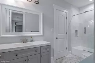 10704 Warwick Ave, Fairfax, VA 22030 - Photo 41