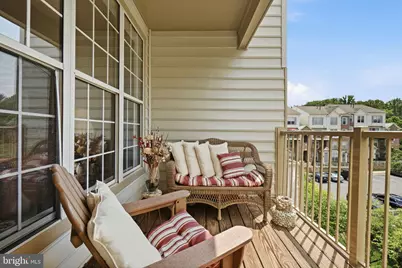 10359 Sager Avenue #302, Fairfax, VA 22030 - Photo 9