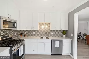 10359 Sager Ave, Fairfax, VA 22030 - Photo 13