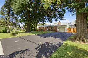 3601 McLean Ave, Fairfax, VA 22030 - Photo 1