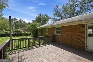 4211 University Dr, Fairfax, VA 22030 - Photo 39