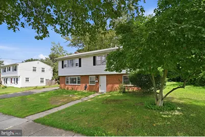 4211 University Drive, Fairfax, VA 22030 - Photo 3