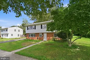 4211 University Dr, Fairfax, VA 22030 - Photo 3