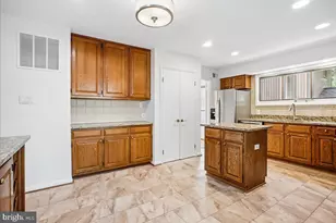 9938 Great Oaks Way, Fairfax, VA 22030 - Photo 19