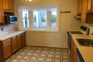 3532 Queen Dr, Fairfax, VA 22030 - Photo 5