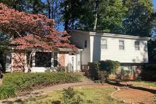 3532 Queen Dr, Fairfax, VA 22030 - Photo 1