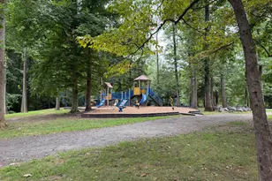 10723 W West Dr, Fairfax, VA 22030 - Photo 27