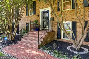10319 Cardinal Rd, Fairfax, VA 22030 - Photo 3