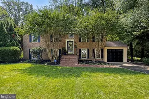 10319 Cardinal Rd, Fairfax, VA 22030 - Photo 1