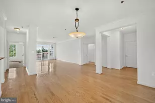10328 Sager Ave, Fairfax, VA 22030 - Photo 7