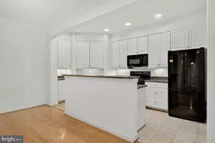 10328 Sager Ave, Fairfax, VA 22030 - Photo 11