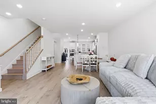10817 Cedar Ave, Fairfax, VA 22030 - Photo 7