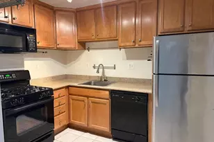 10570 Main St, Fairfax, VA 22030 - Photo 15