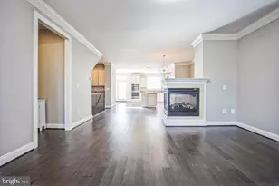 4304 Edosomwan Ln, Fairfax, VA 22030 - Photo 17