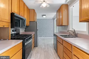 4023 Poplar, Fairfax, VA 22030 - Photo 13