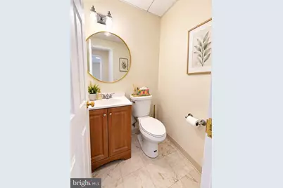 10627 Jones Street #201B, Fairfax, VA 22030 - Photo 17