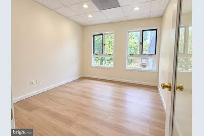 10627 Jones Street #201B, Fairfax, VA 22030 - Photo 9