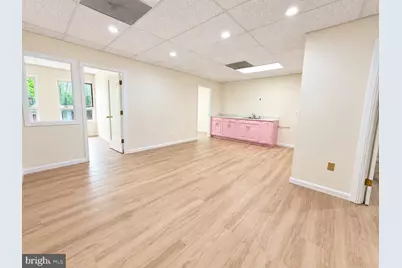 10627 Jones Street #201B, Fairfax, VA 22030 - Photo 3