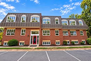 10627 Jones St, Fairfax, VA 22030 - Photo 1