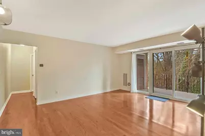3846 Lyndhurst Drive #302, Fairfax, VA 22031 - Photo 7