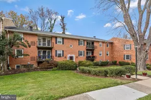 3846 Lyndhurst Dr, Fairfax, VA 22031 - Photo 3