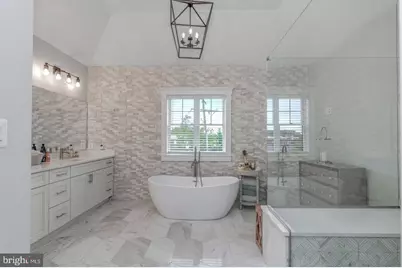 10704 Warwick Avenue #A, Fairfax, VA 22030 - Photo 17