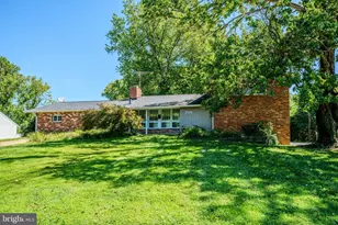 3749 Chain Bridge Rd, Fairfax, VA 22030 - Photo 1
