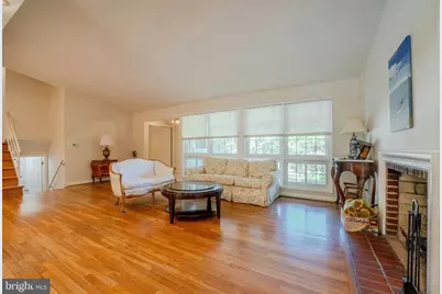 3749 Chain Bridge Road, Fairfax, VA 22030 - Photo 3