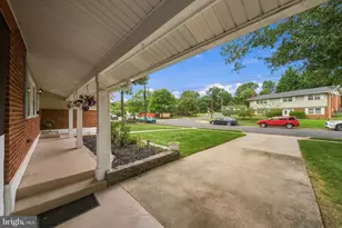 3713 Randolph St, Fairfax, VA 22030 - Photo 7